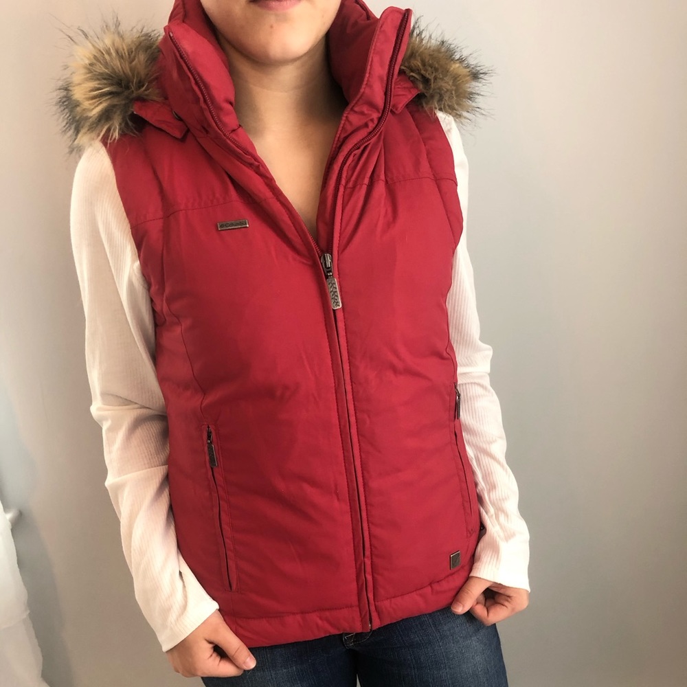 Columbia vest